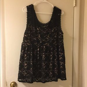 Torrid Top Size:1X Price: 21